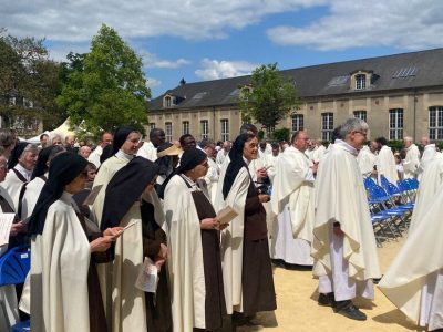 Le Parisien sœurs du carmel de Jonquières Le Parisien sœurs du carmel de Jonquières